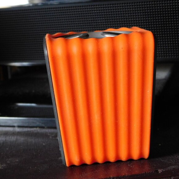 HMDX Speaker Rechargable - Picture 4 of 7